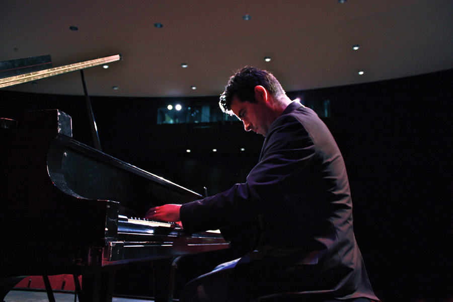 American pianist also performs American music — 29 July 2014