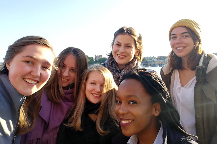 Tarina Wilkinson and international students